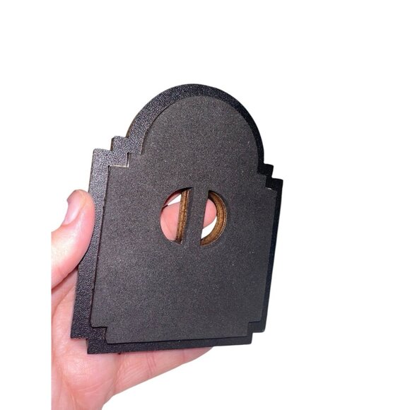 Sizzix Tim Holtz Alteration Mini Cabinet Card 657206 Repositionable Magnetic Die - Picture 3 of 3